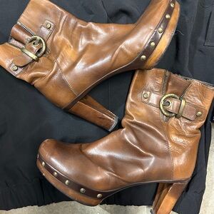 stuart weitzman mustang brown booties platform boot heels with metal buckle